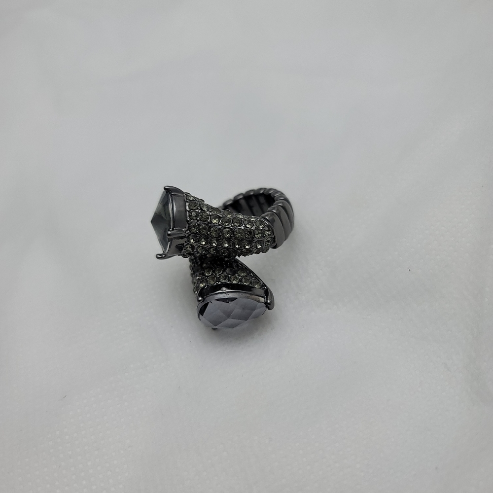 Fashion Rings - Picture 2 of 10